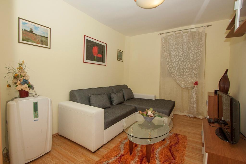 Apartment Vestibul Inn Split Extérieur photo